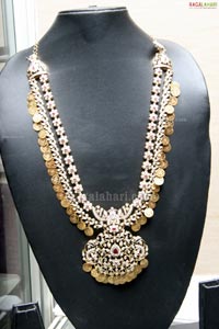 Naina USA 2011 Designer Diamond Jewellery Exhibition
