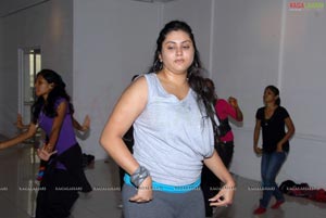 Namitha Rehearsing for Santosham Film Awards