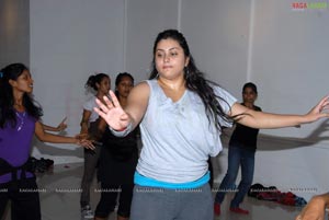 Namitha Rehearsing for Santosham Film Awards