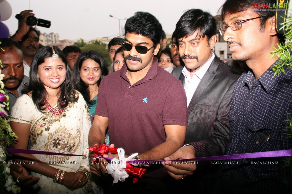 Naturals Family Saloon Launch at Miyapur