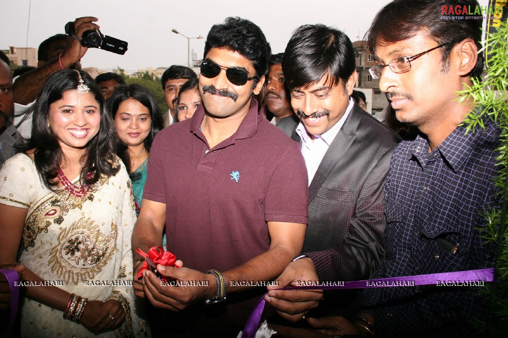 Naturals Family Saloon Launch at Miyapur