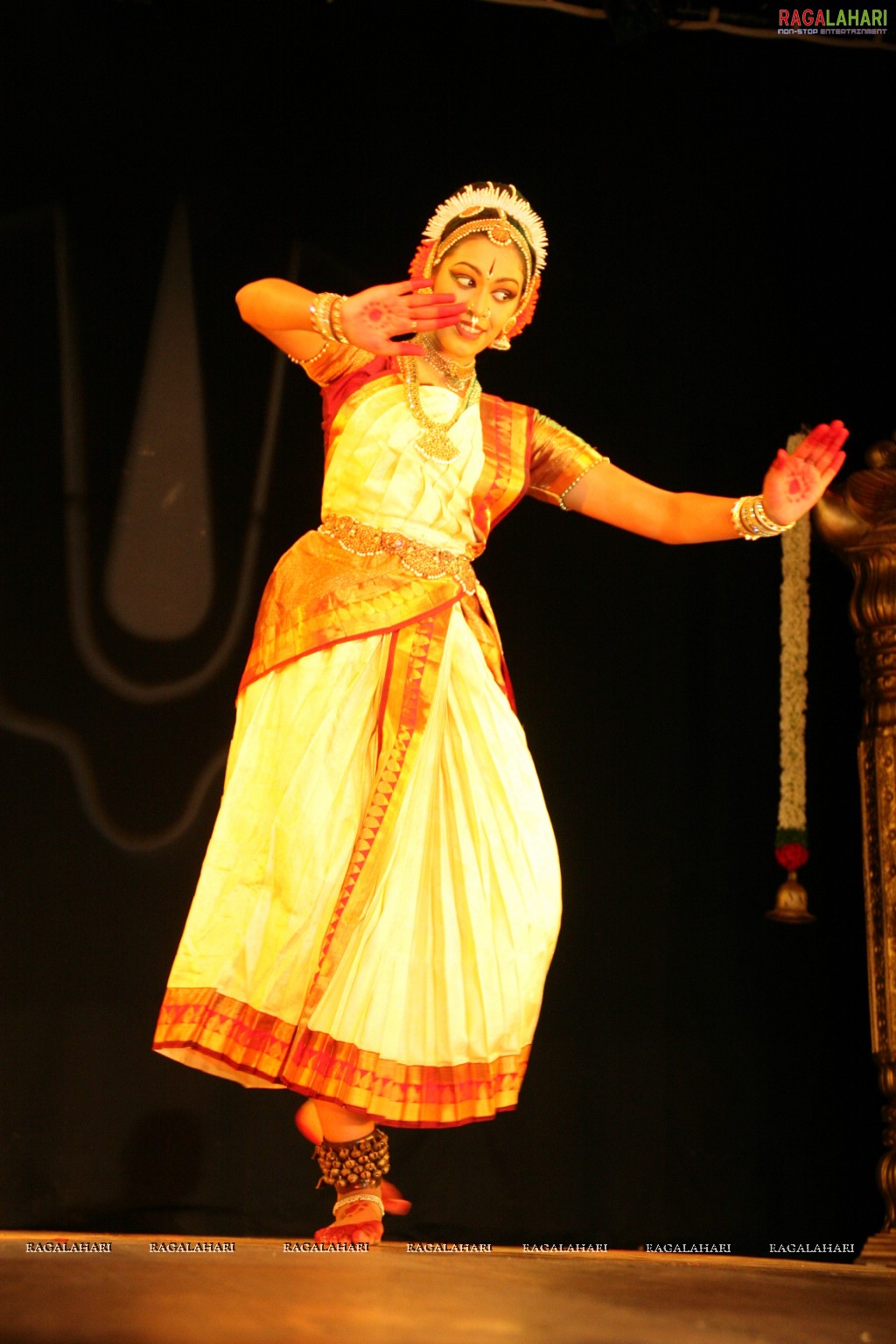 Poojitha Reddy Bharatanatyam Arangetram at Ravindra Bharathi