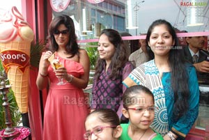 Soumya Launches Scoops Temptations Outlet at Himayatnagar