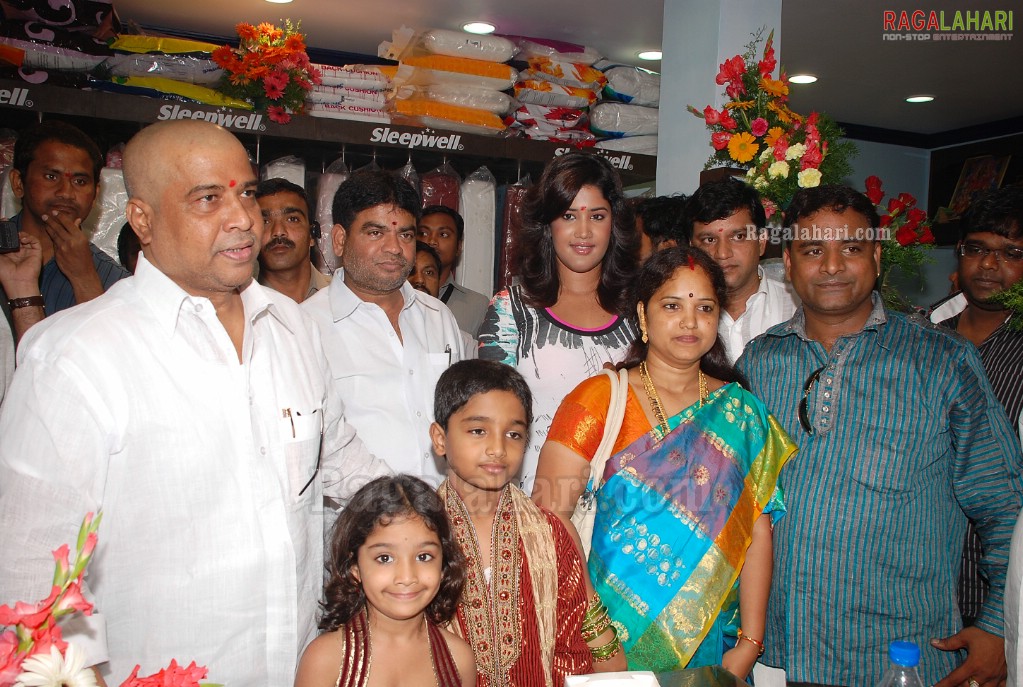 Soumya launches Sleepwell Showroom, Kukatpally