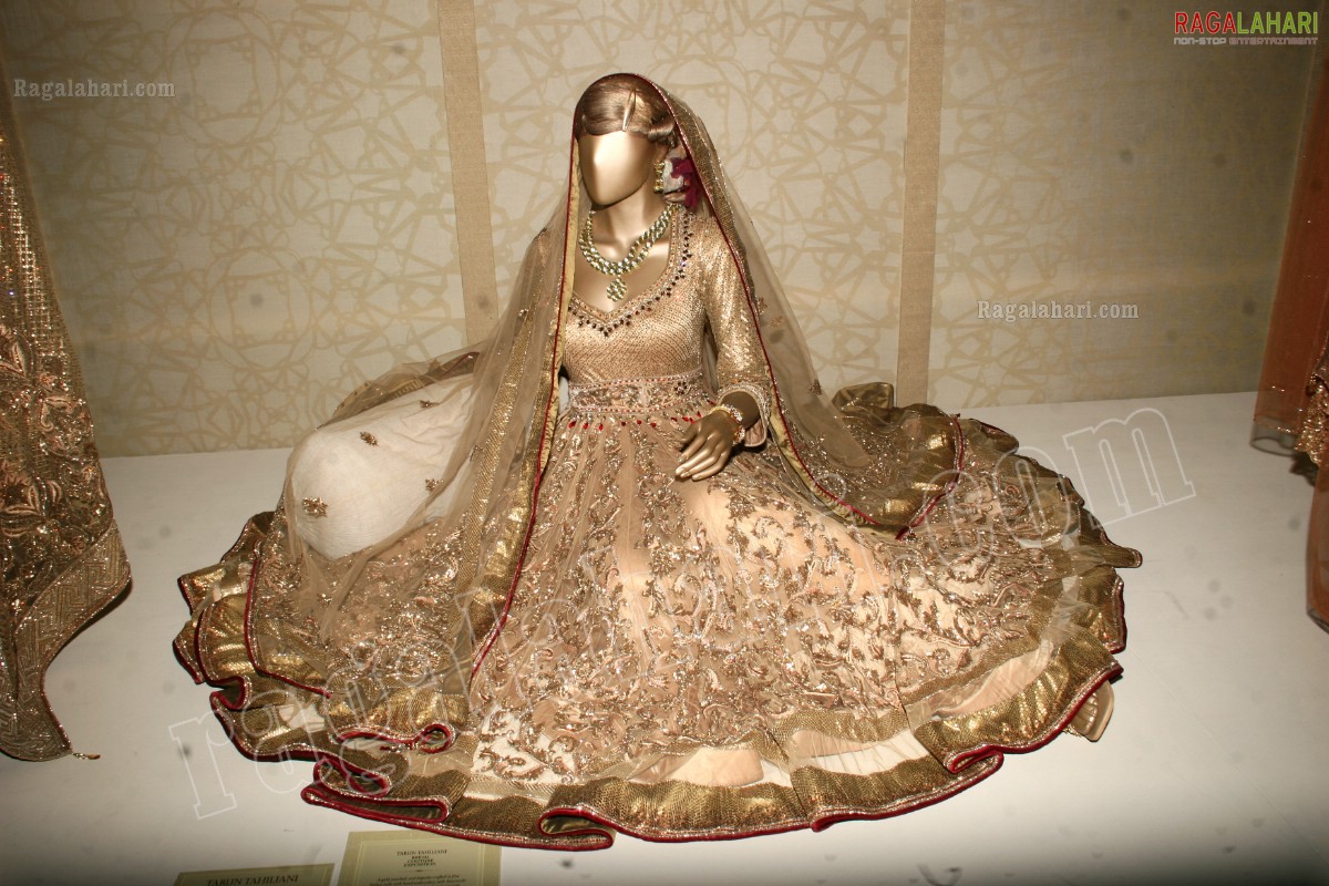 Tarun Tahiliani Bridal Couture Exposition 2011