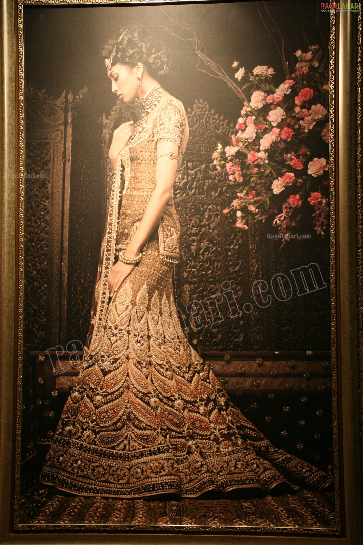 Tarun Tahiliani Bridal Couture Exposition 2011