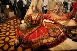 Tarun Tahiliani Bridal Couture Exposition 2011, Hyd