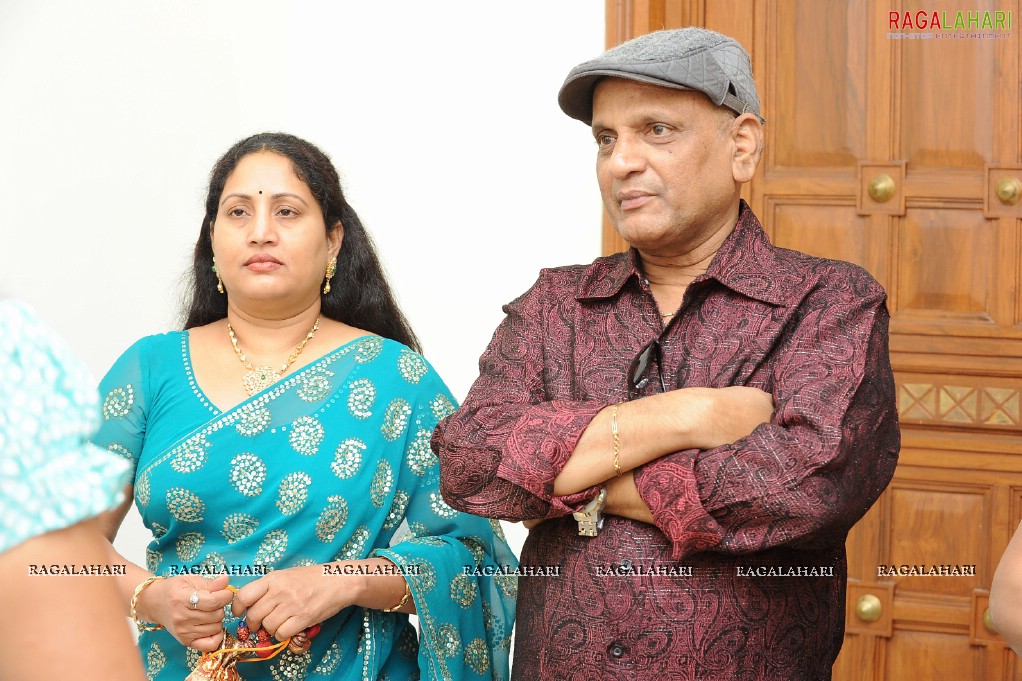 TSR Lalitha Kala Parishath Felicitates Paruchuri Brothers