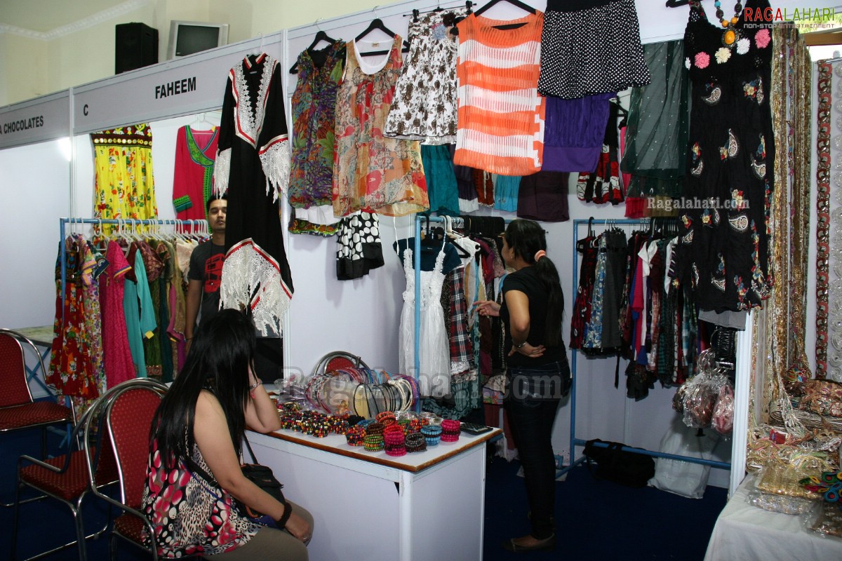 Wow Fashion Destination Expo 2011