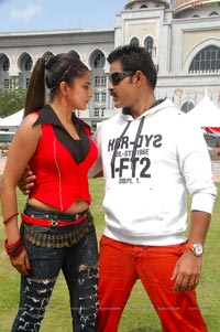 Jagapathi Babu, Kick Shyam, Priyamani