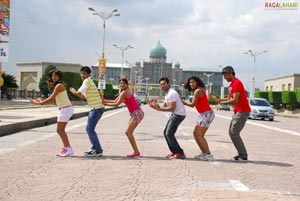 Navadeep, Rahul, Srinivas, Sradha Das, Sanjjana, Soumya