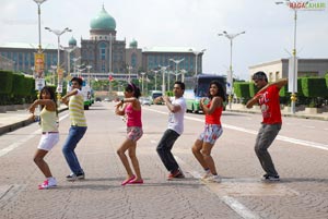 Navadeep, Rahul, Srinivas, Sradha Das, Sanjjana, Soumya