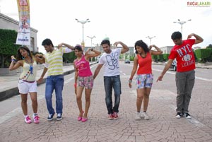 Navadeep, Rahul, Srinivas, Sradha Das, Sanjjana, Soumya