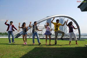 Navadeep, Rahul, Srinivas, Sradha Das, Sanjjana, Soumya