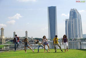 Navadeep, Rahul, Srinivas, Sradha Das, Sanjjana, Soumya