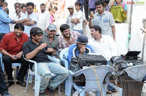 Veedu Theda Working Stills