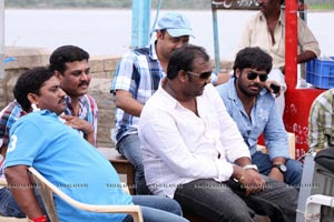 Veedu Theda Working Stills