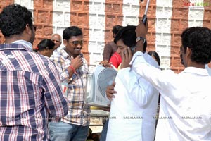 Veedu Theda Working Stills