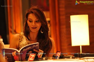 Diana Hayden A Beautiful Truth Reading Session