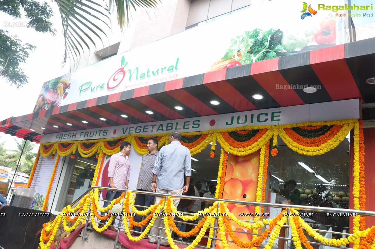 Balakrishna launches Pure O Naturals Outlet