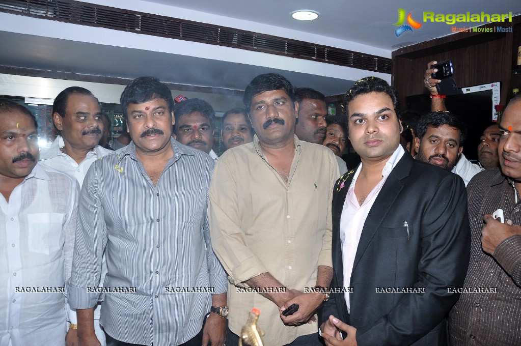 Chiranjeevi Launches Kairali Health Spa, Hyderabad