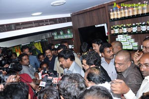 Chiranjeevi Launches Hyderabad Kairali Health Spa