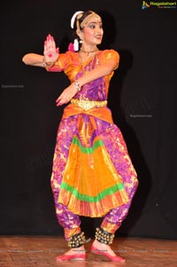 Chivukula Radha Sri Kalyani Bharatanatyam Stills