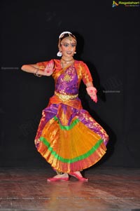 Chivukula Radha Sri Kalyani Bharatanatyam Stills