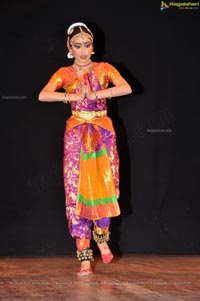 Chivukula Radha Sri Kalyani Bharatanatyam Stills