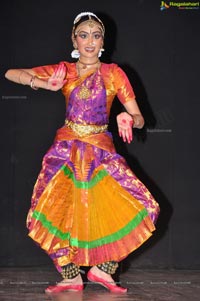 Chivukula Radha Sri Kalyani Bharatanatyam Stills