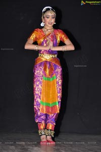 Chivukula Radha Sri Kalyani Bharatanatyam Stills