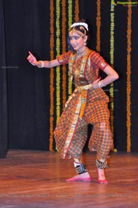 Chivukula Radha Sri Kalyani Bharatanatyam Stills