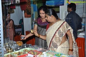 Garvi-Gurjari - Handicrafts and Handlooms Exhibition, Hyderabad