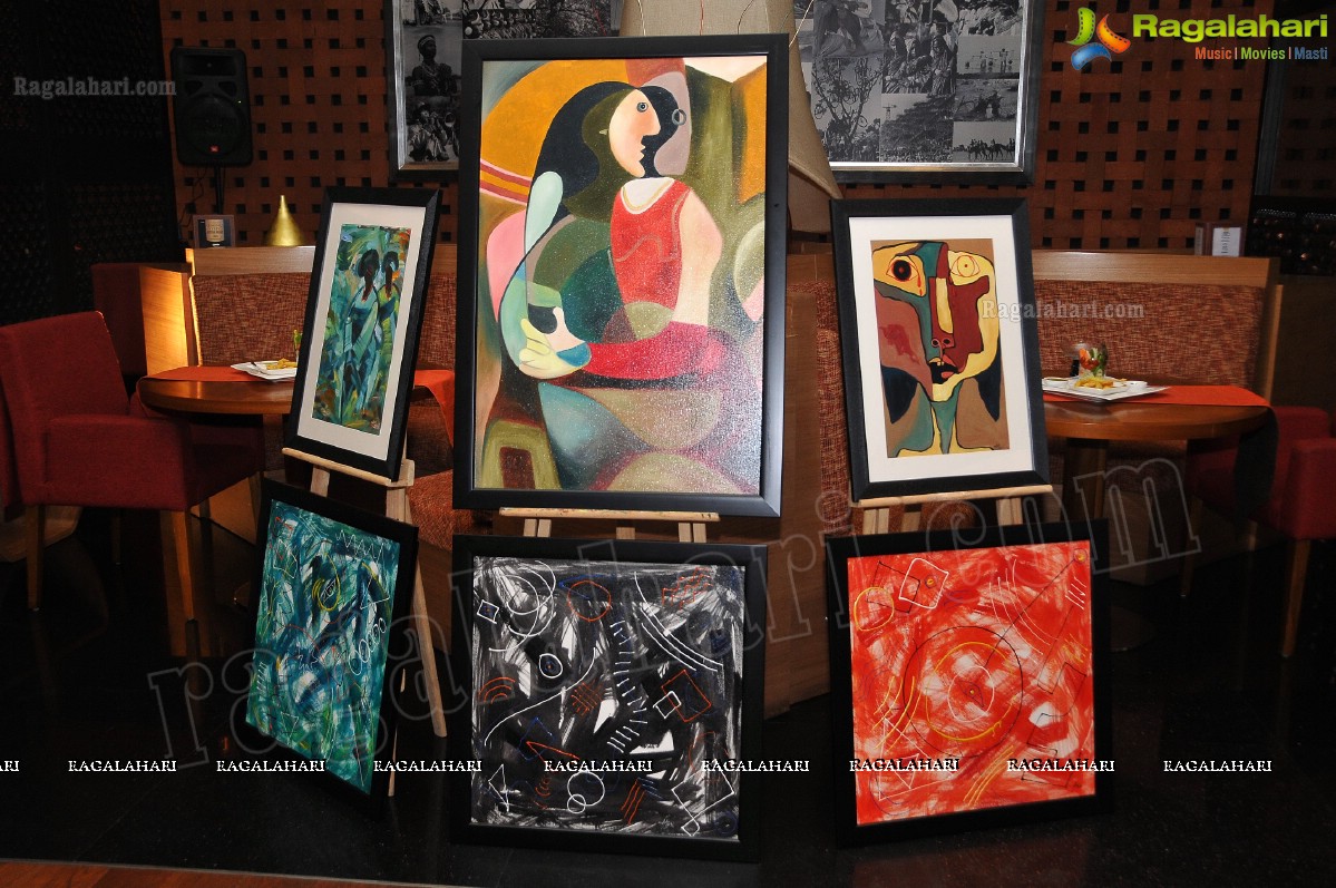 Hari Srinivas Painting Exhibition at Novotel