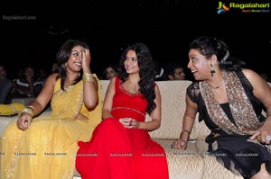 Heroines at Santosham South Indian Film Awards 2012