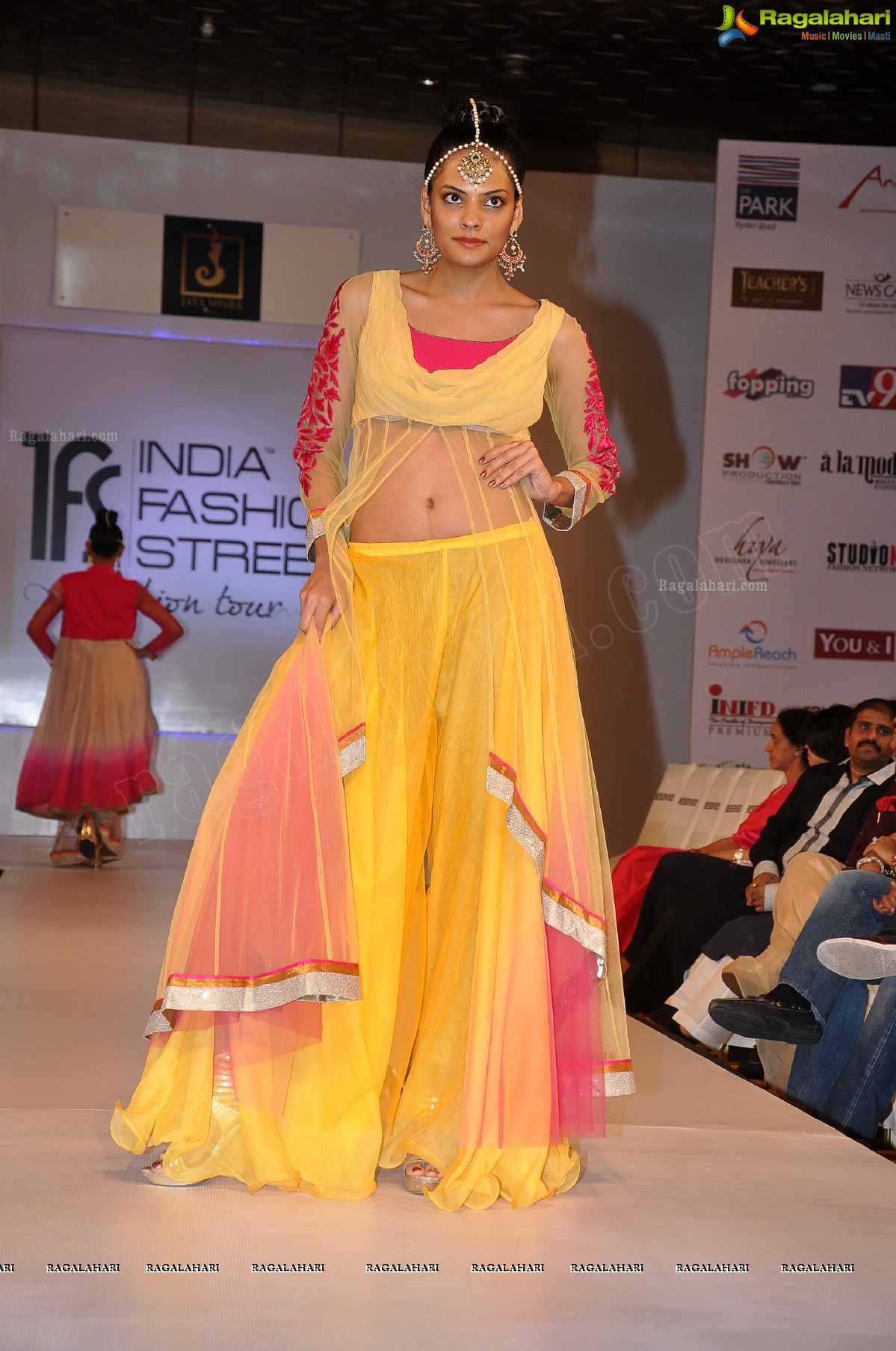 India Fashion Street - Fashion Tour 2012 (Day 1)