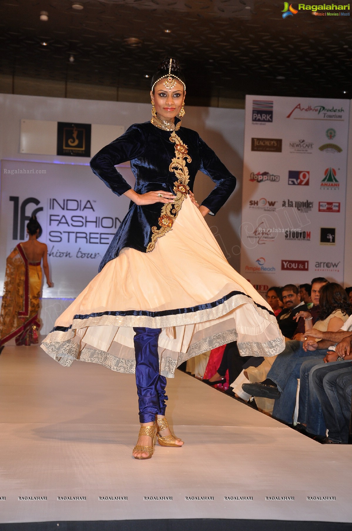 India Fashion Street - Fashion Tour 2012 (Day 1)