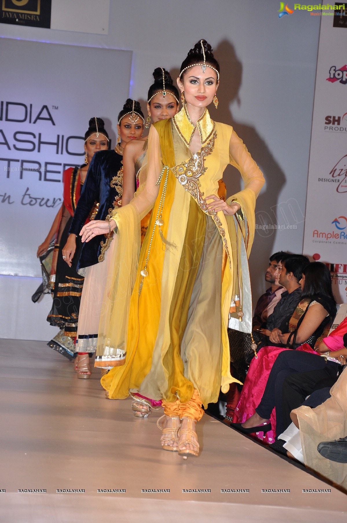 India Fashion Street - Fashion Tour 2012 (Day 1)