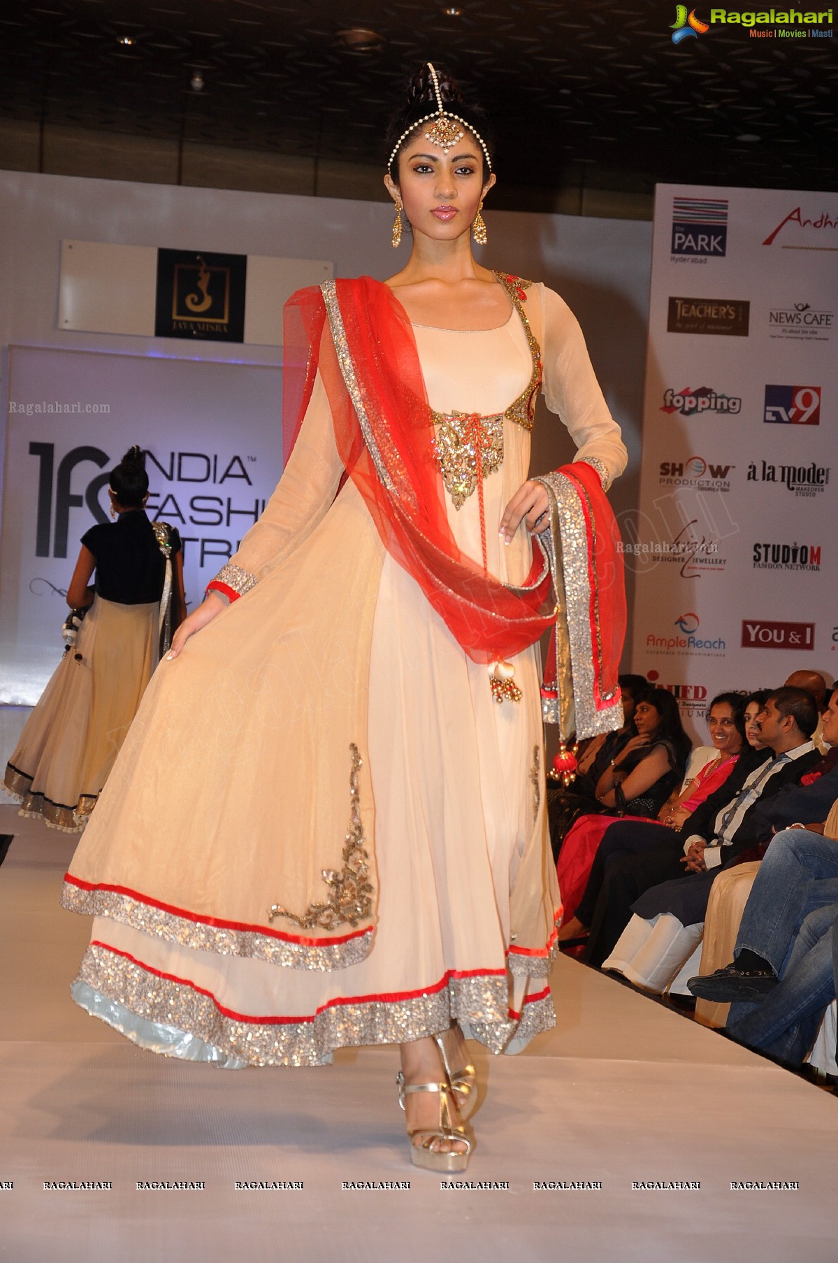 India Fashion Street - Fashion Tour 2012 (Day 1)