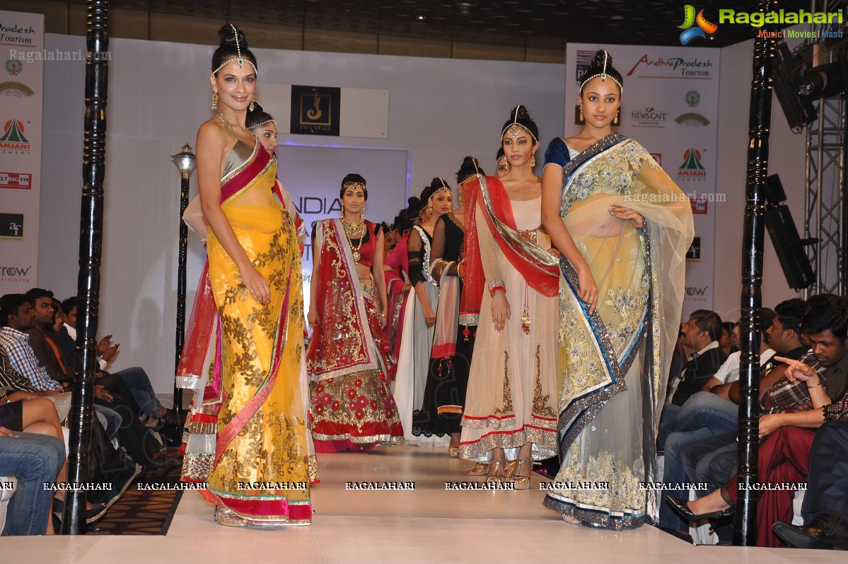 India Fashion Street - Fashion Tour 2012 (Day 1)