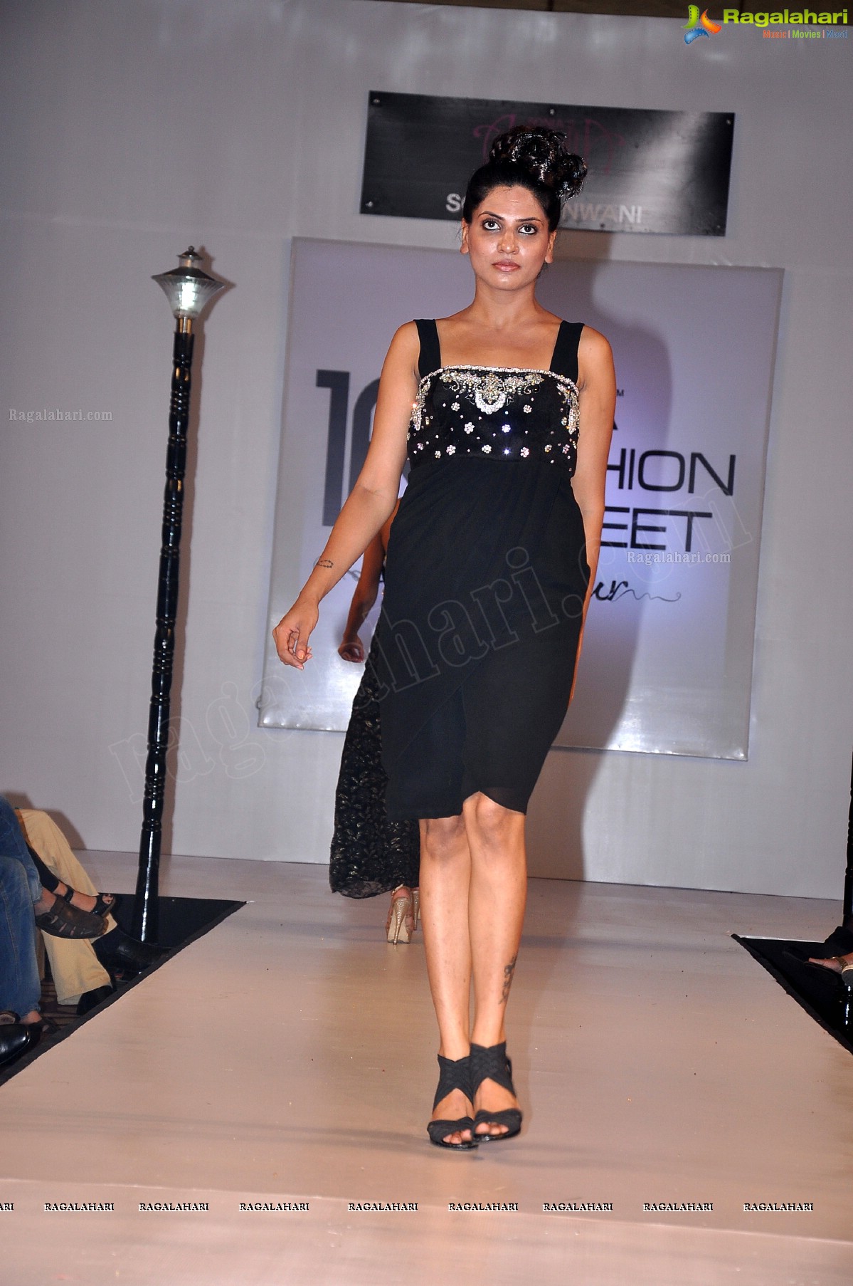 India Fashion Street - Fashion Tour 2012 (Day 1)