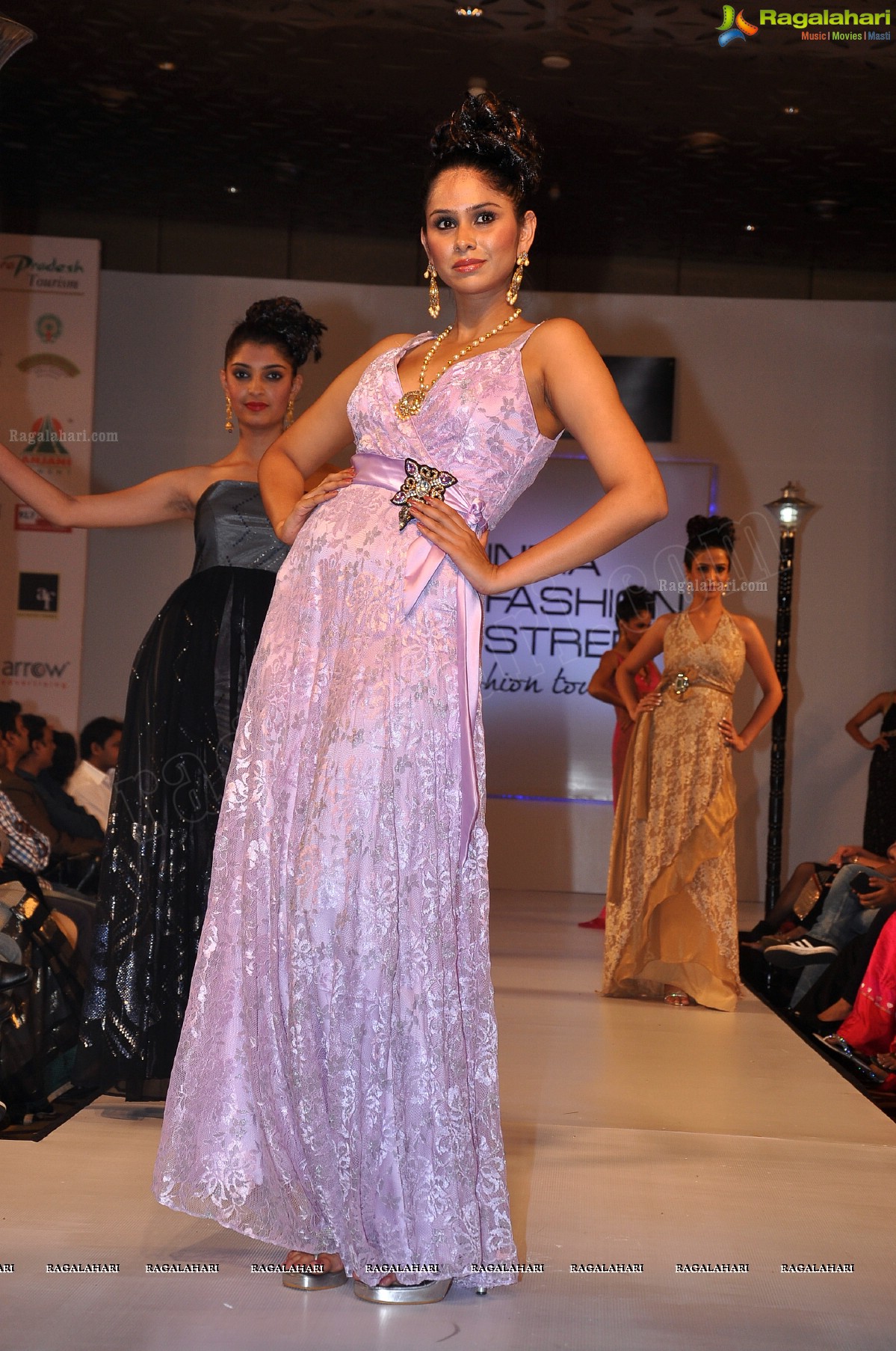 India Fashion Street - Fashion Tour 2012 (Day 1)