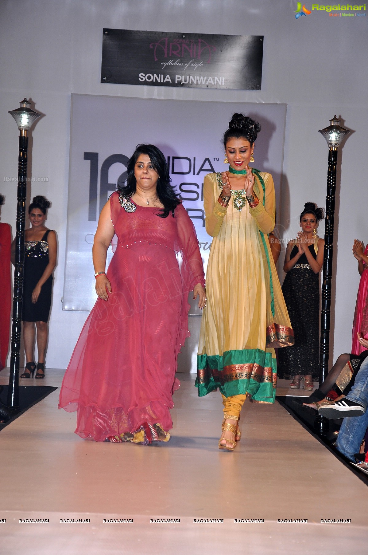 India Fashion Street - Fashion Tour 2012 (Day 1)