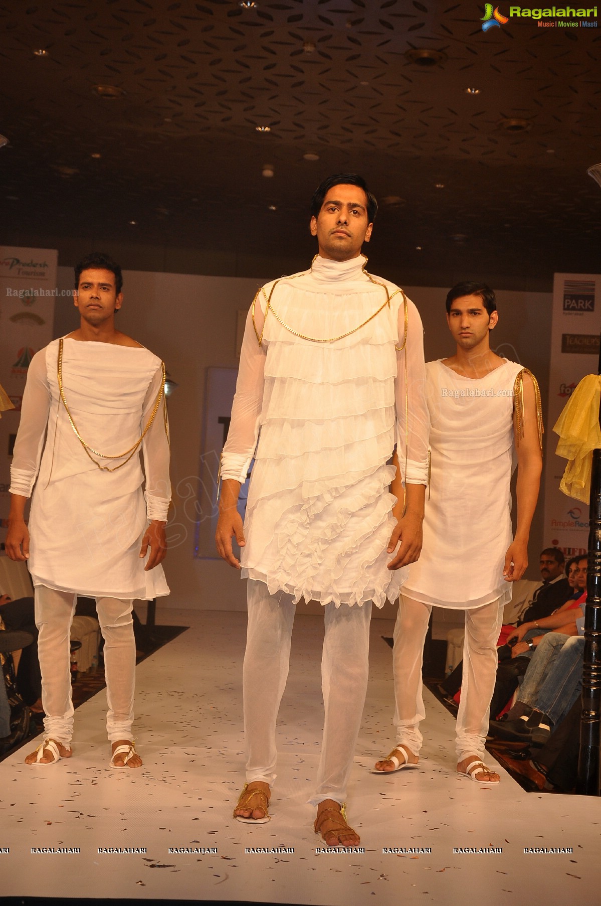 India Fashion Street - Fashion Tour 2012 (Day 1)