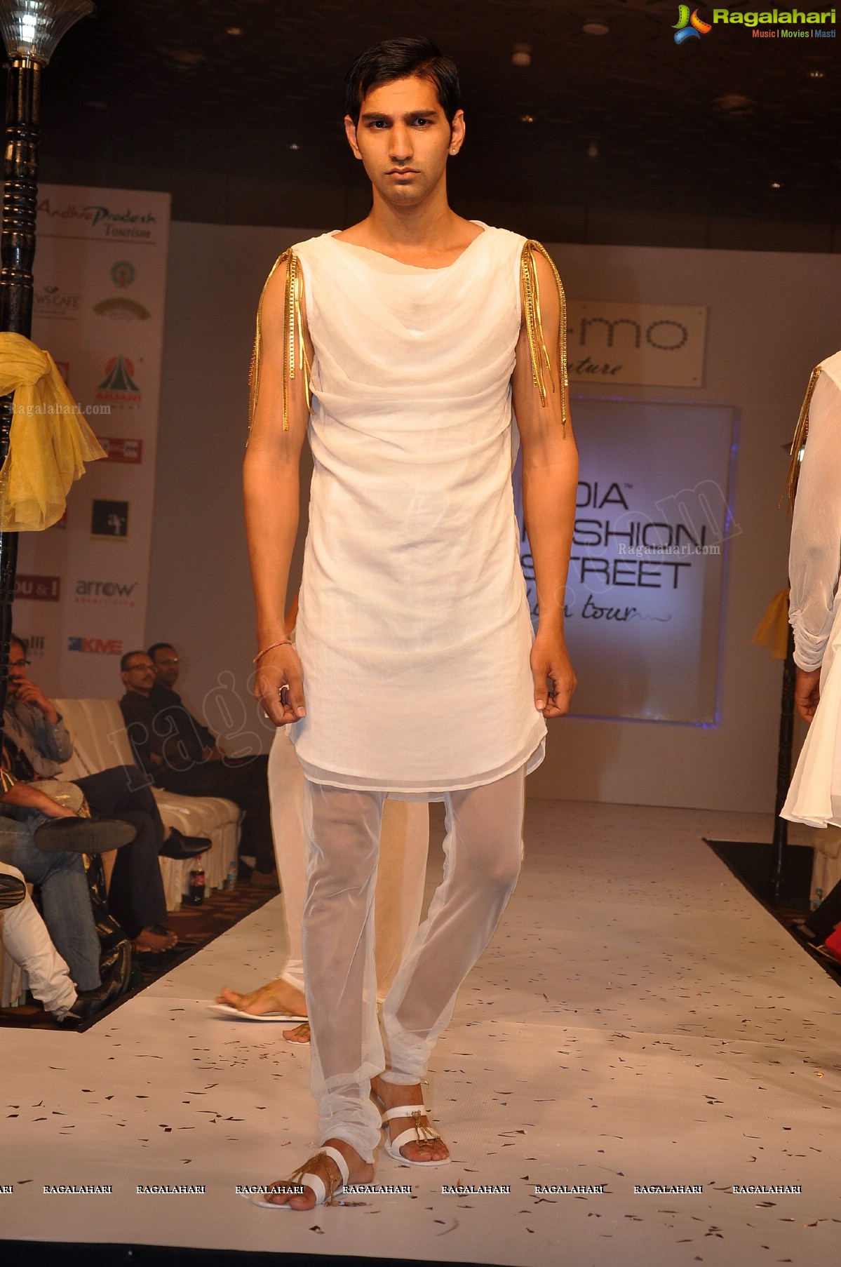 India Fashion Street - Fashion Tour 2012 (Day 1)