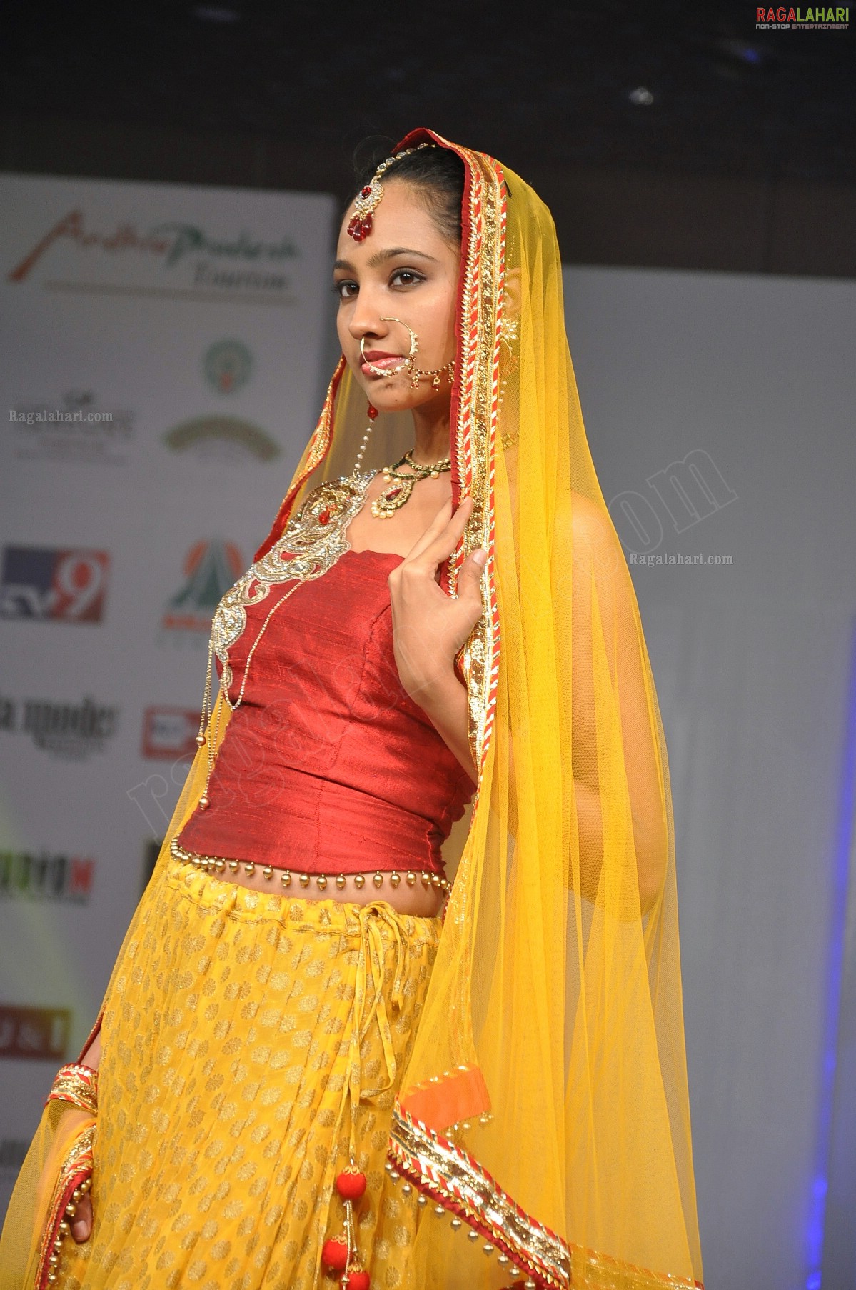 India Fashion Street - Fashion Tour 2012 (Day 2)