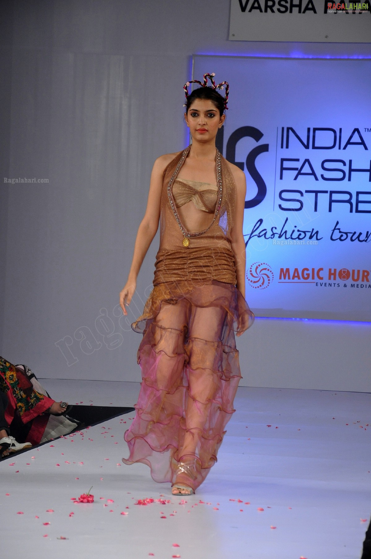 India Fashion Street - Fashion Tour 2012 (Day 2)