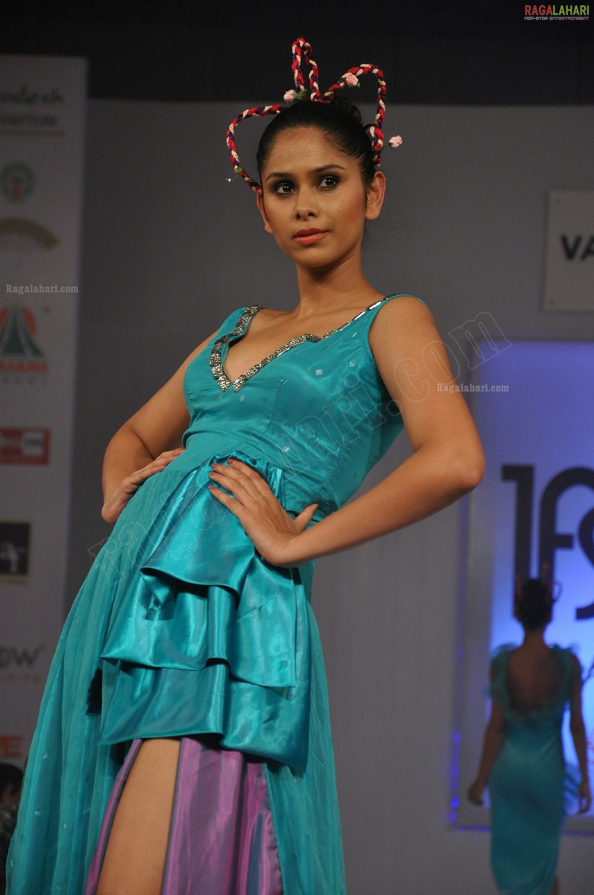 India Fashion Street - Fashion Tour 2012 (Day 2)