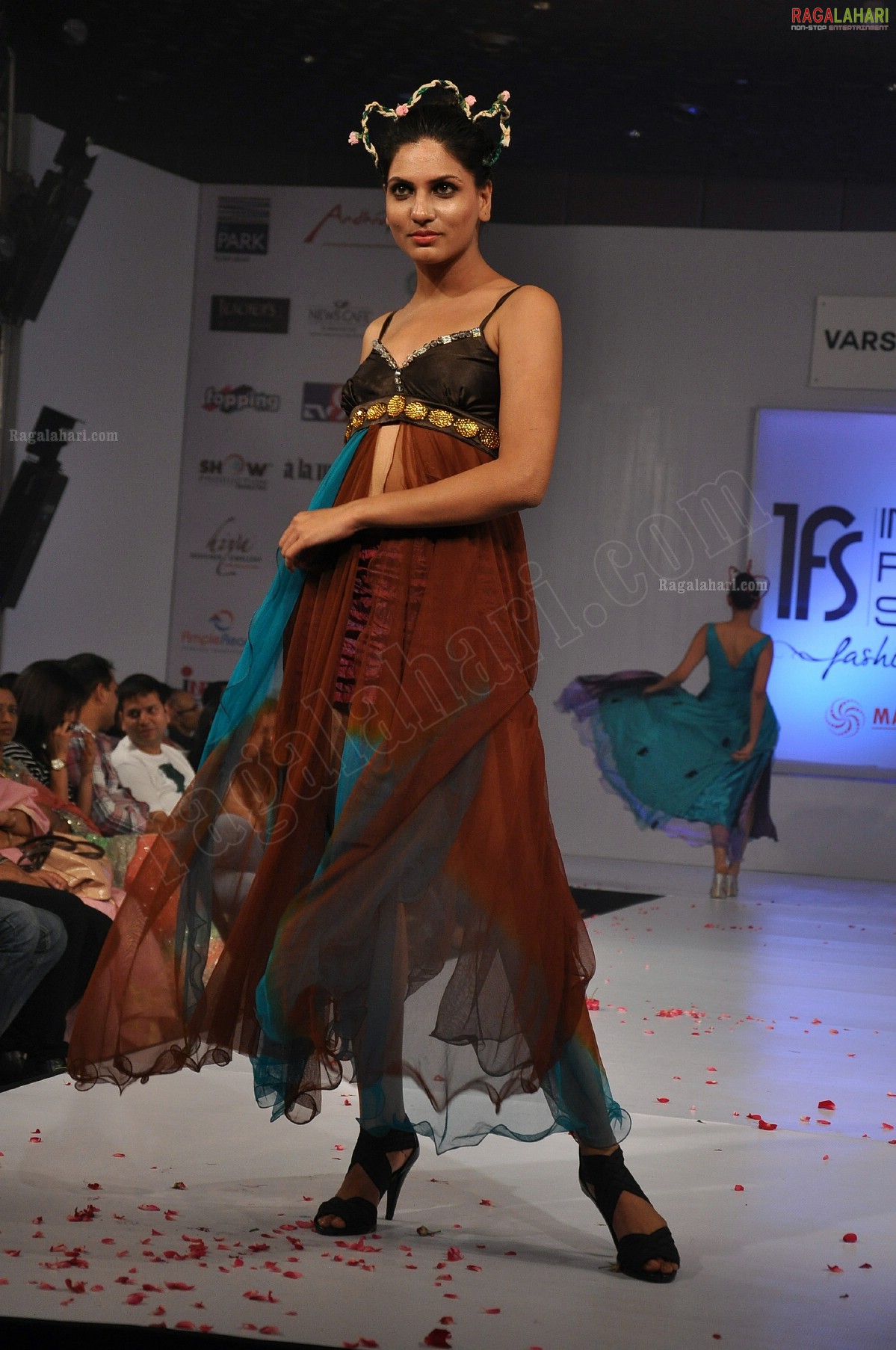 India Fashion Street - Fashion Tour 2012 (Day 2)