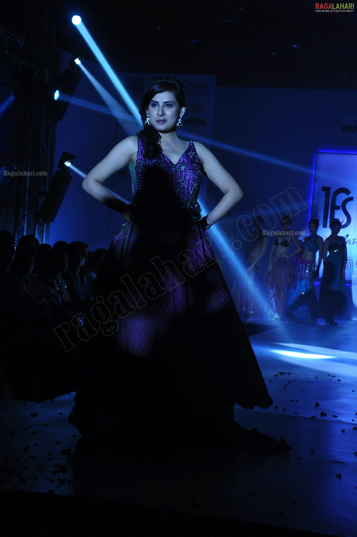 India Fashion Street - Fashion Tour 2012 (Day 2)